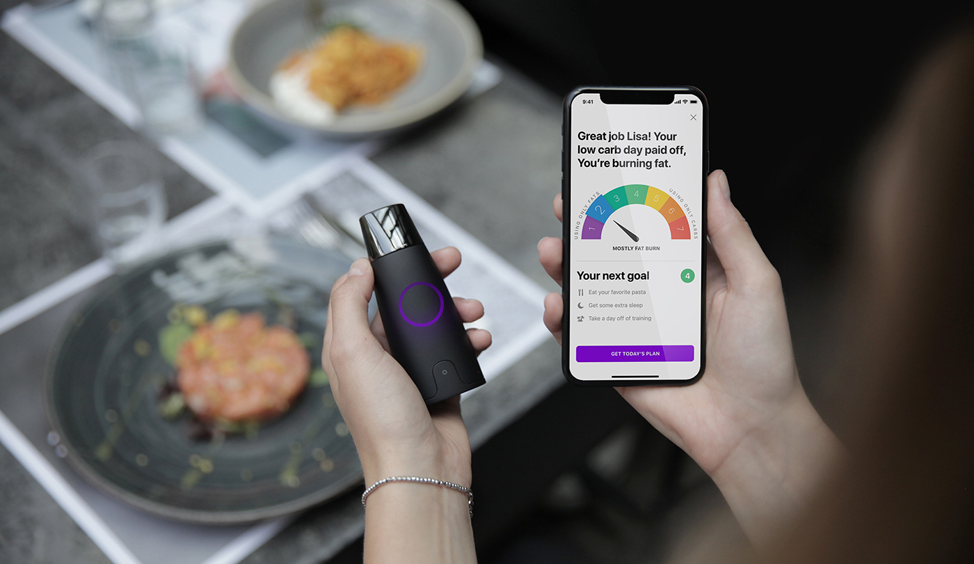 Lumen metabolism tracker connected to the mobile app